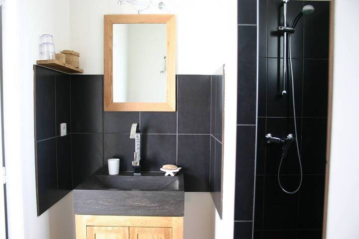 Gîte pour 3 personnes, avec jardin et terrasse à Arles - 3