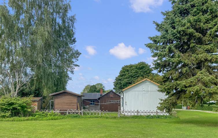 Hus för 12 Personer med trädgård in Gotland