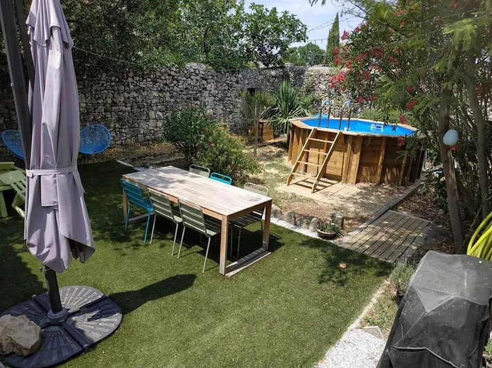 Ferienhaus für 14 Personen, mit Garten und Pool - 1