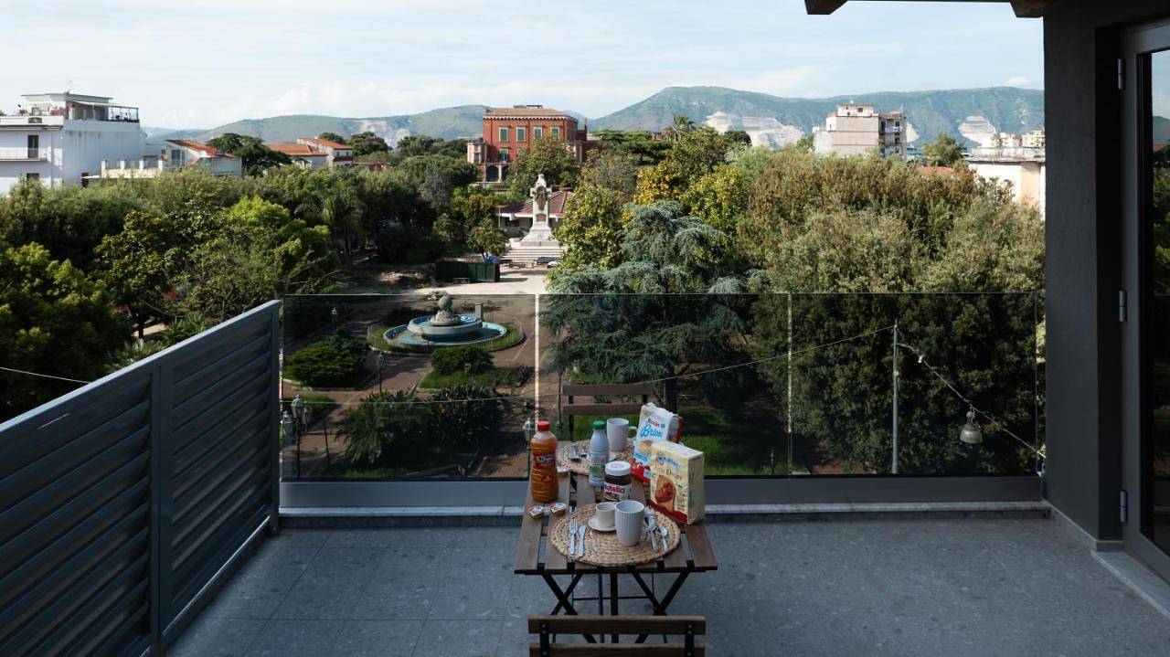 Large Double Room in Marigliano, Napoli e dintorni