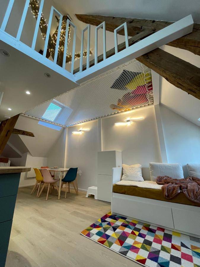 Appartement entier, Le loft insolite in Lormes, Parc naturel régional du Morvan