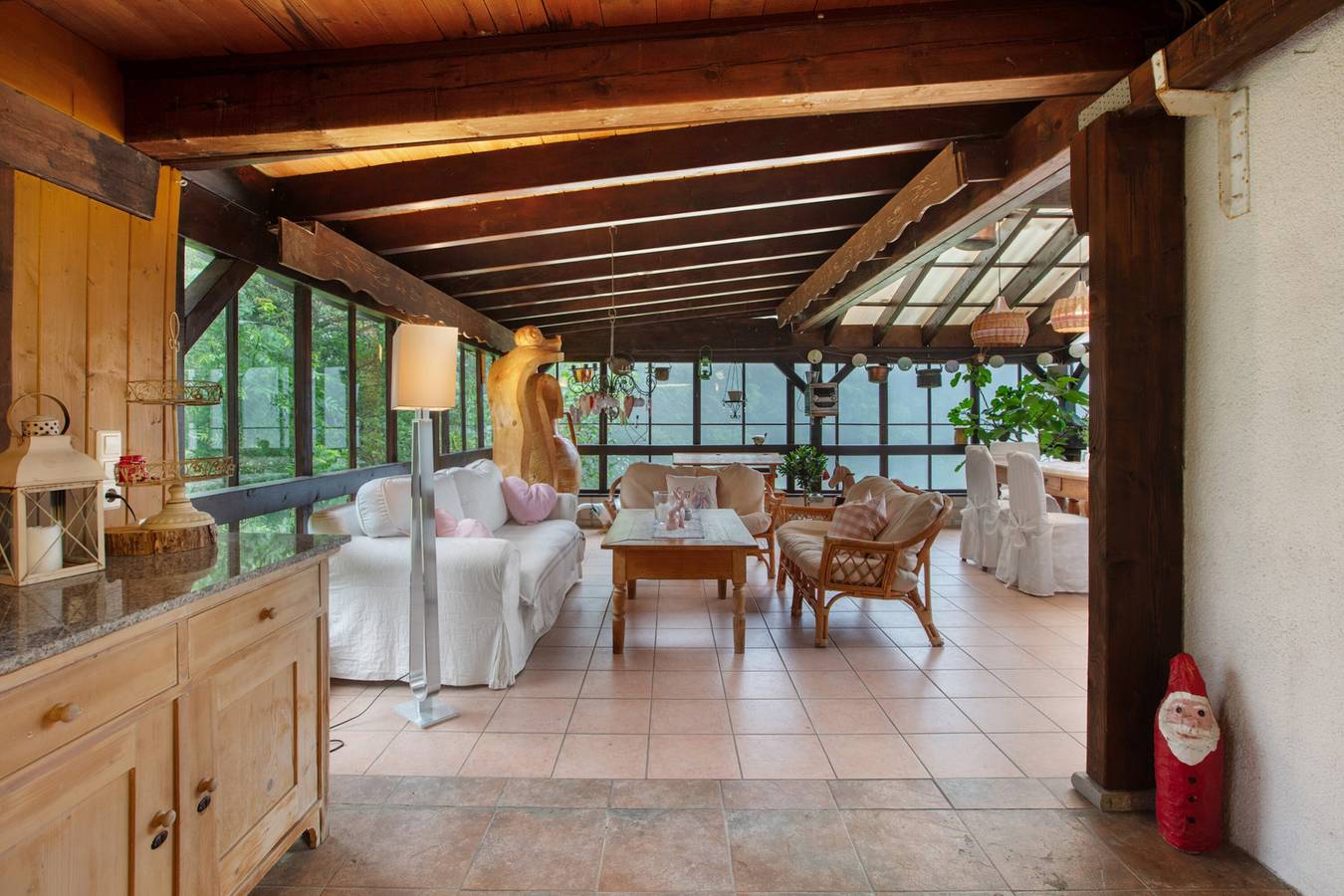 Ganze Wohnung, Ferienwohnung Mit Wintergarten" mit privater Terrasse, Gemeinschaftsgarten und Wlan in Dachsberg, Südschwarzwald