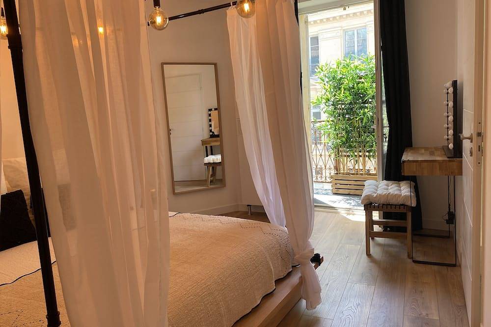 Appartement entier, Appartement hyper centre Style Industriel-Luxe in Avignon, Vaucluse