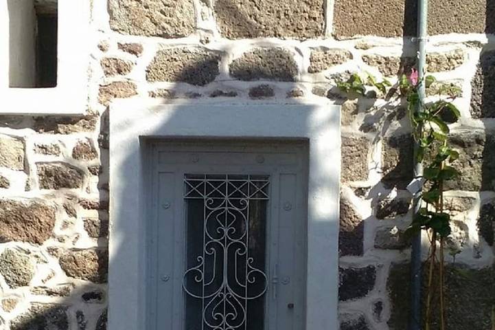 Ferienwohnung für 12 Personen, mit Balkon und Garten in Petra (Griechenland)