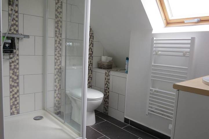 Location de vacances pour 6 personnes, avec terrasse et jardin à Pleudaniel - 3