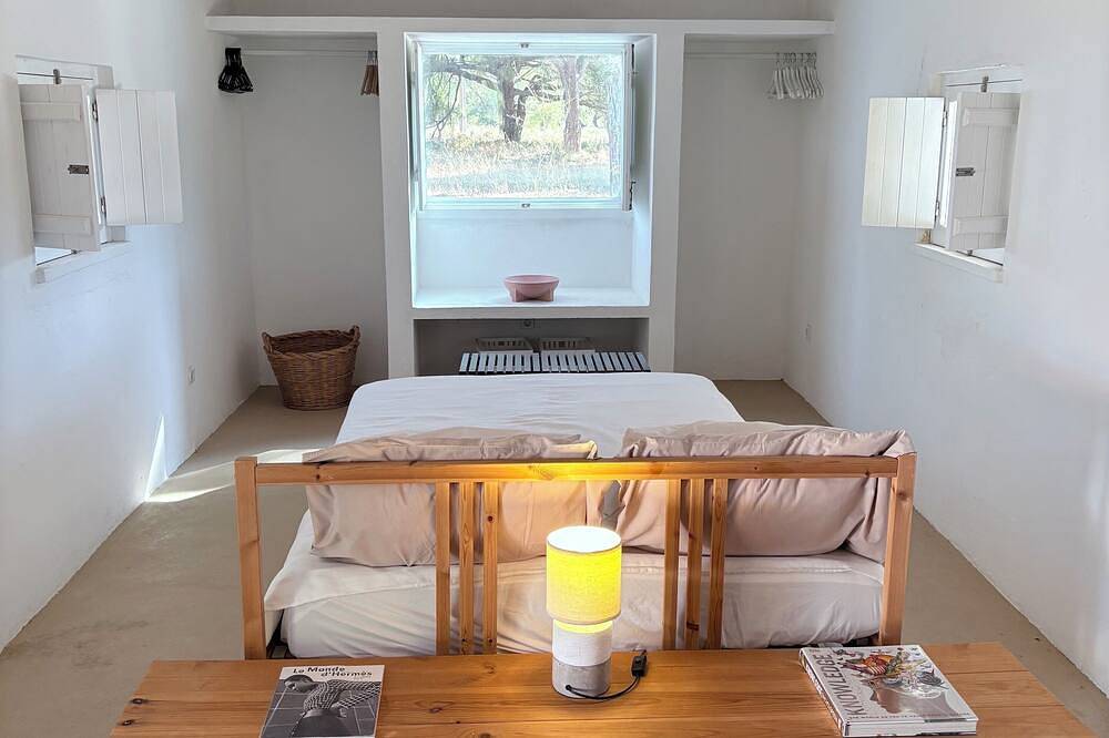 Private Gated Hideaway in Comporta - Pool • Tennis - Forest - Near the Beach in Melides, Costa Alentejana