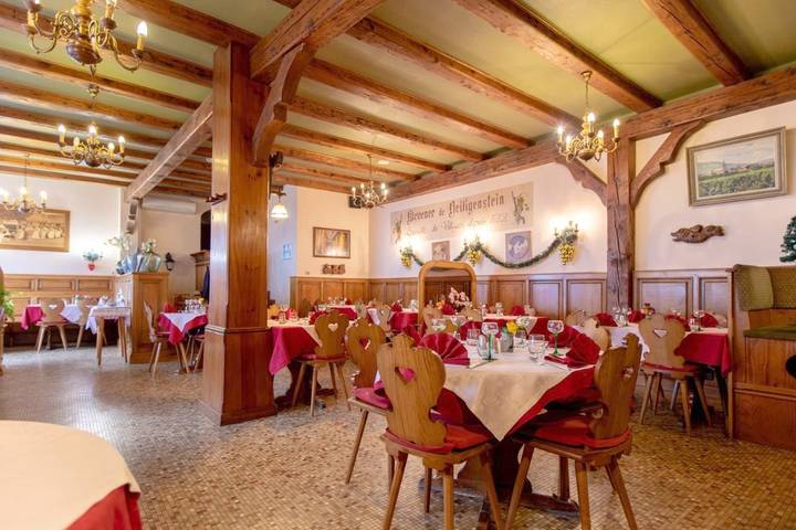 Hôtel pour 6 personnes, avec Terrasse ainsi que Jardin et Vue