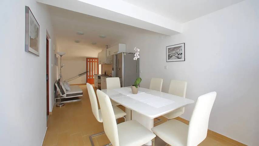 Ferienhaus für 21 Personen, mit Garten und Pool sowie Sauna, mit Haustier in Starigrad Paklenica - 4