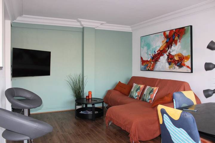 Gîte pour 4 personnes, avec balcon dans Grande Plage (Biarritz) - 2