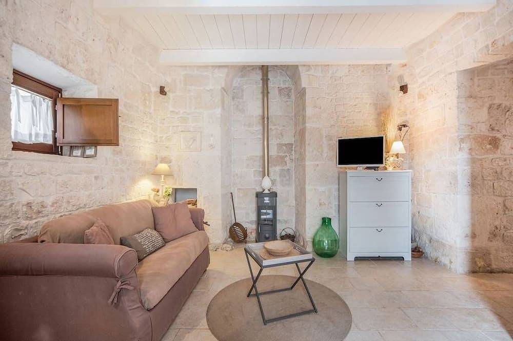 Trullo dell'Ulivo con giardino privato in Alberobello, Comune di Alberobello