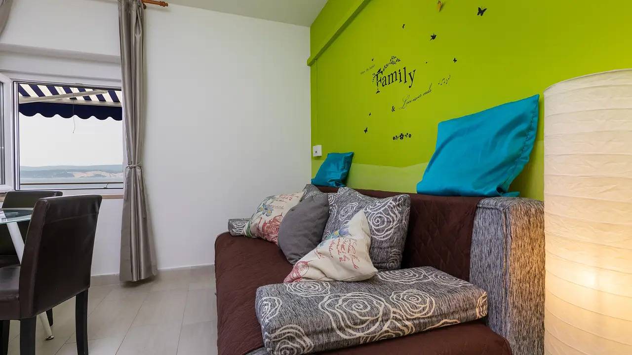 Cały apartament wypoczynkowy, Apartament wakacyjny dla 4 osób z basen in Celina, Omiš-Riviera