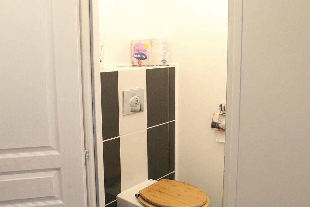 Entire apartment, Studio hyper downtown Épernay - Champagne in Épernay, Marne