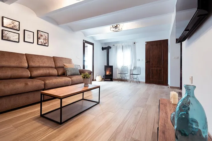 Villa für 10 Personen, mit Whirlpool und Pool sowie Garten - 1
