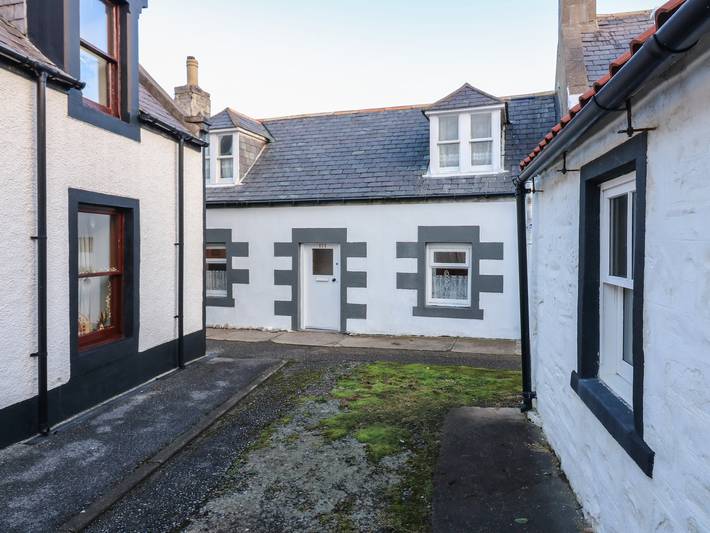 Holiday rental for 4 people in Cullen