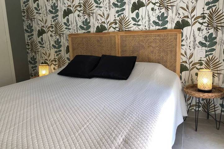 Location de vacances pour 11 personnes, avec piscine à Cornillon-Confoux - 3