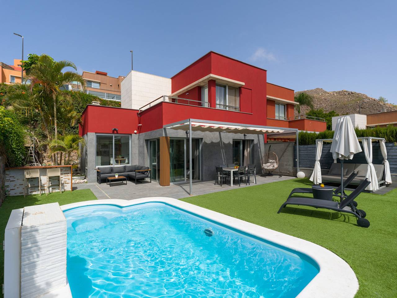 Bali Sky Villa with Private Pool in Salobre, San Bartolomé de Tirajana