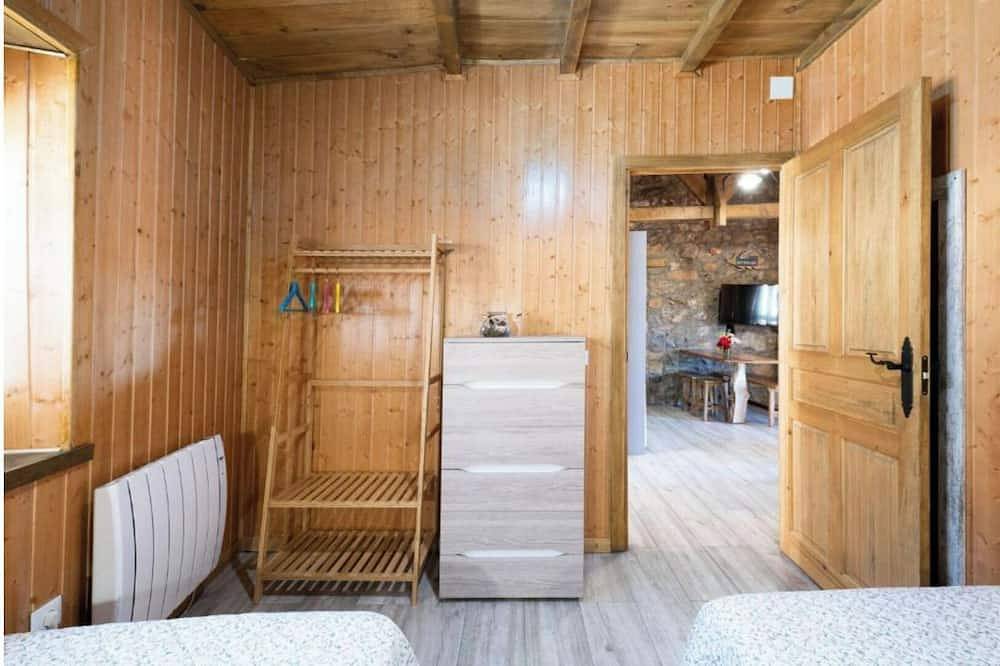 Casa Rural Solapeña (Roble) in Reyero, Cordillera Cantábrica