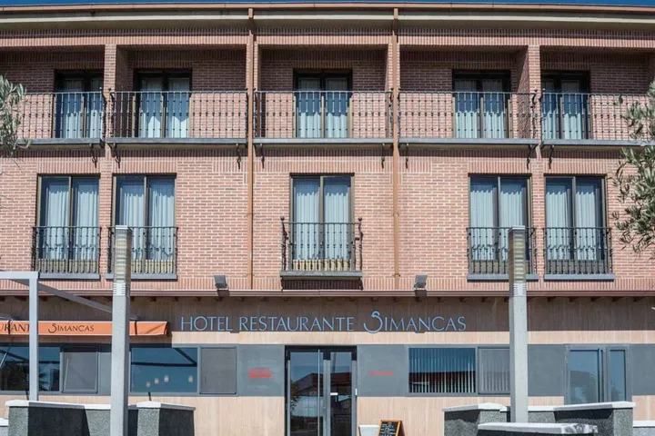 Hôtel pour 2 personnes, avec balcon et vue - 1