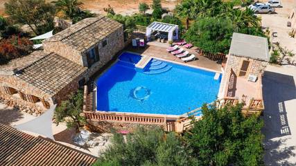 Finca in Es Llombards, Santanyí für 10 