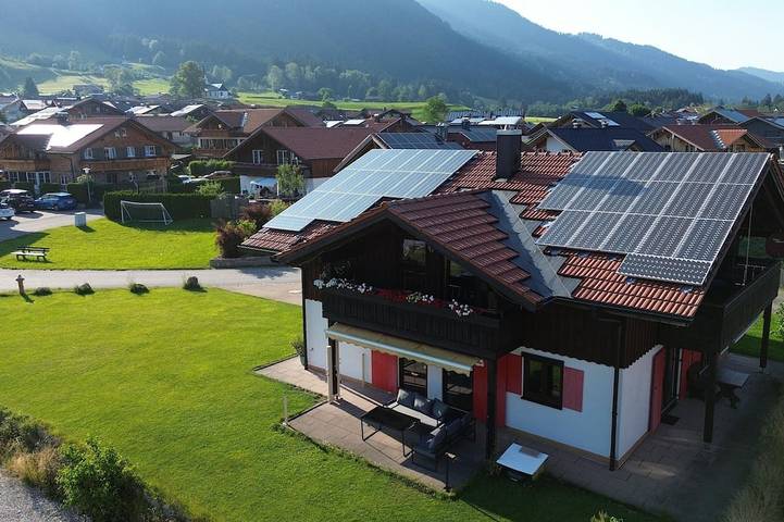 Ferienhaus für 11 Personen, mit Balkon und Garten, mit Haustier