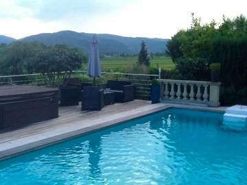 Gîte pour 6 personnes, avec piscine à Walbach