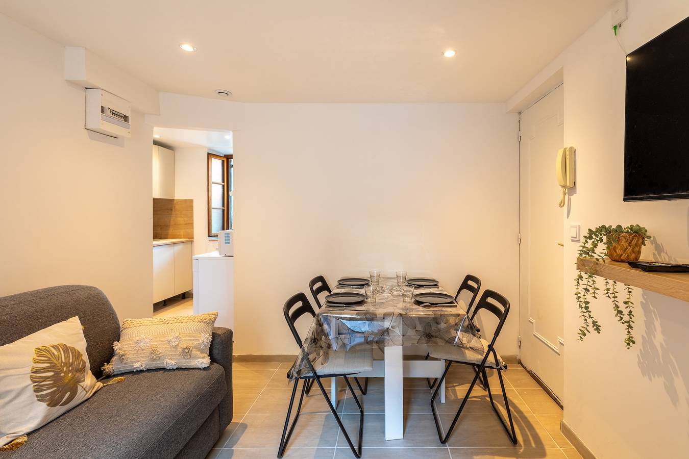 Appartement entier, La Suquétane - Appt proche plage Cannes in Cannes, Région de Cannes