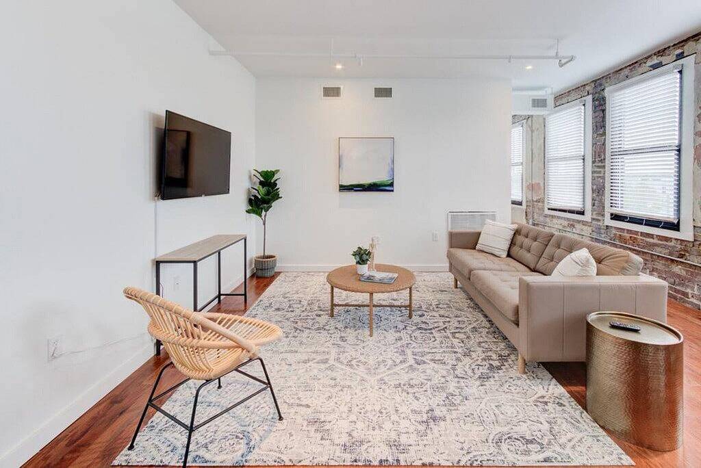 Ganze Wohnung, Spacious Downtown Apt: Beale St, Eats & Fun Nearby in Memphis, Tennessee