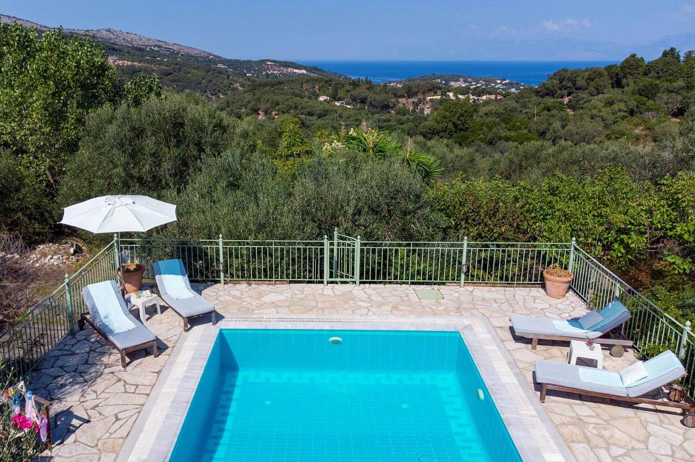Villa Mistral Cottage by Villa Plus in Agios Stefanos (Corfu), Corfu