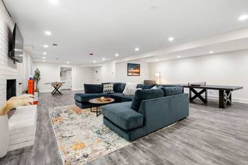 Vacation House for 16 Guests in Georgia, USA, Picture 1