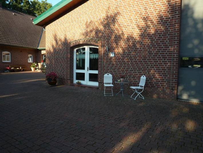 Ferienwohnung für 4 Personen, mit Terrasse und Garten in Filsum - 2