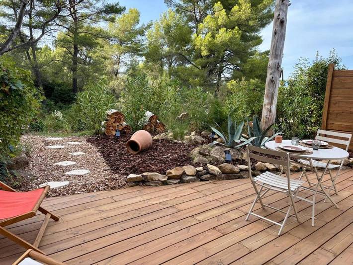 Maison d’hôte pour 2 personnes, avec vue ainsi que jardin et piscine à Le Beausset - 4