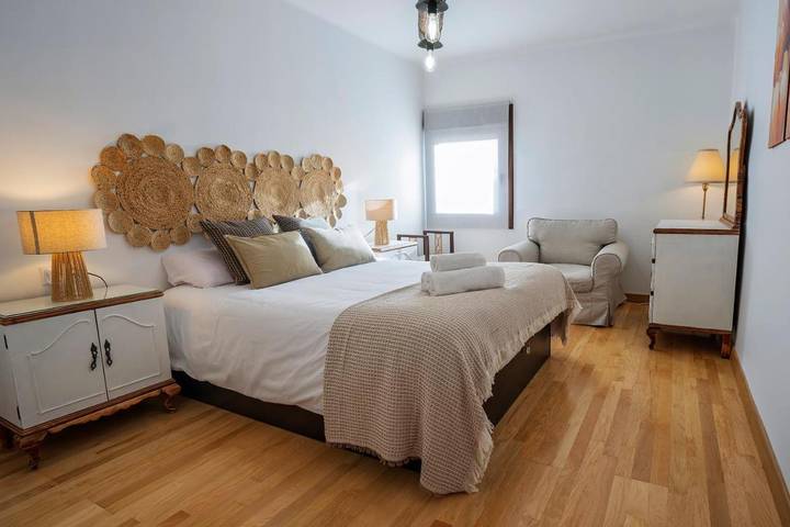 Escapadas de fin de semana para 4 personas, con vistas además de terraza y jardín en Cáceres