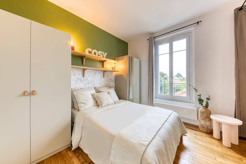 Apartamento entero, L'Alma - Fully-equipped apartment - Near Paris, Versailles and La Défense in Garches, Altos del Sena