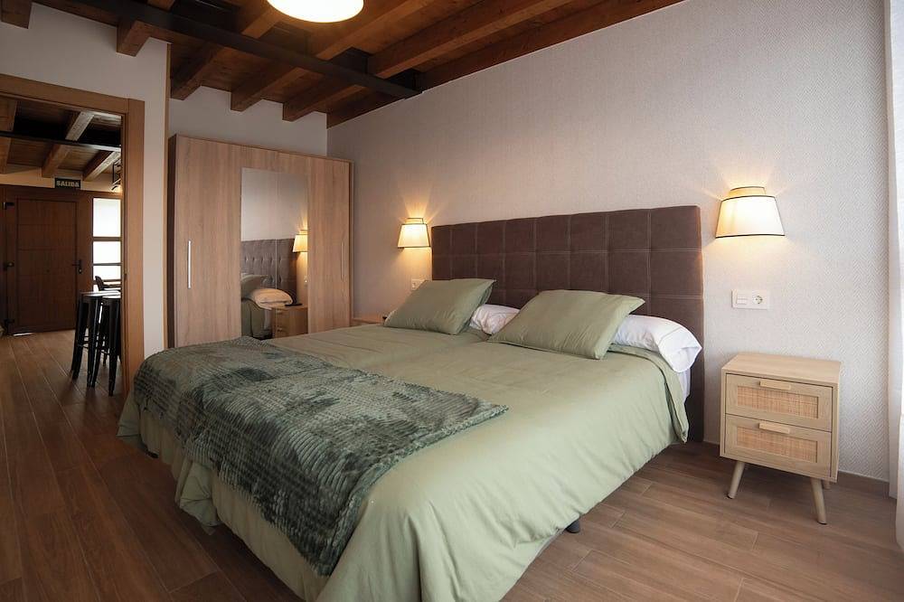 Entire apartment, Apartment in the Picos de Europa, Asturias. Natural Paradise. in Onís, Asturias Province