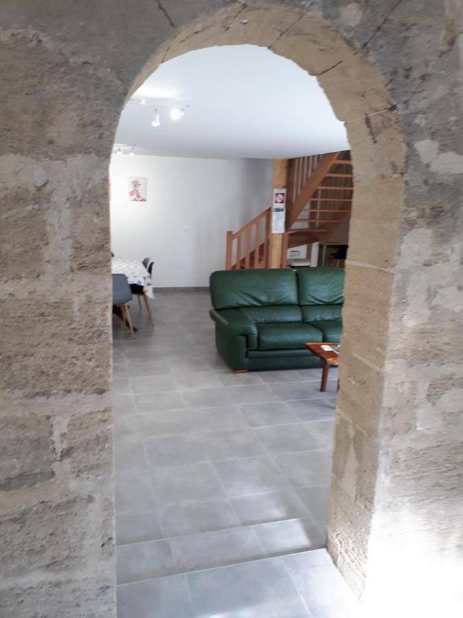 Two-Bedroom House in Doué-la-Fontaine, Vallée de la Loire