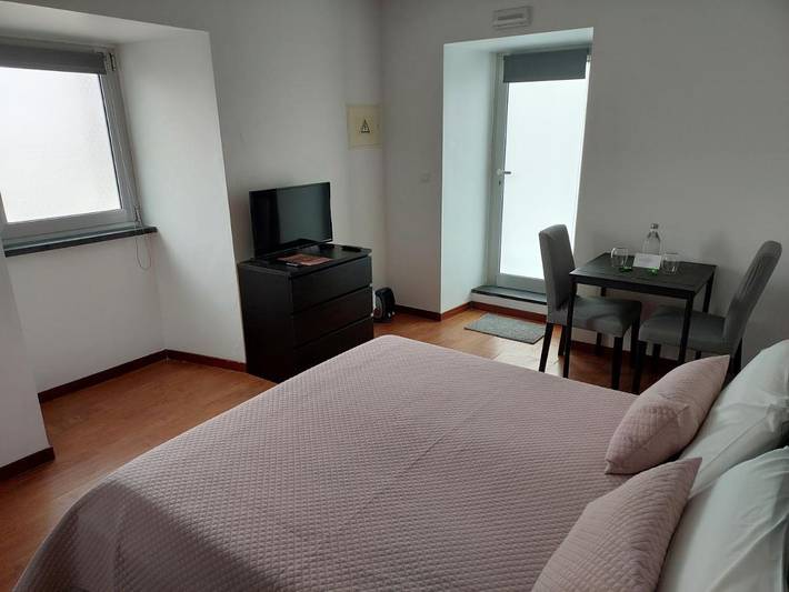 Gîte pour 2 personnes, avec terrasse et jardin à Lajes das Flores - 2