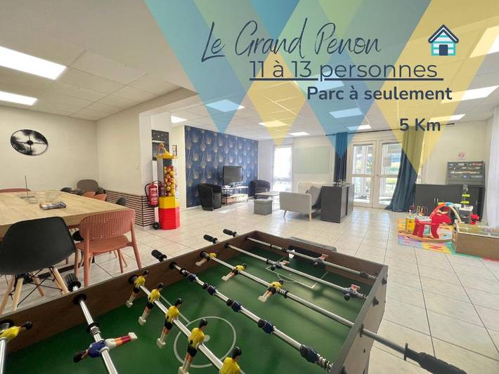 Gîte pour 13 personnes, avec jardin à Saint-Georges-lès-Baillargeaux