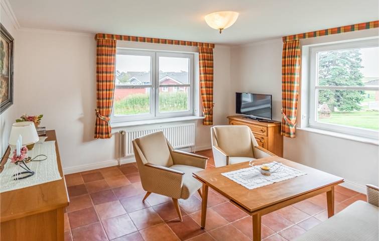 Ganze Ferienwohnung, Erdgeschosswohnung mit Parkplatz, 600m zum Strand in Dagebüll, Nordfriesland