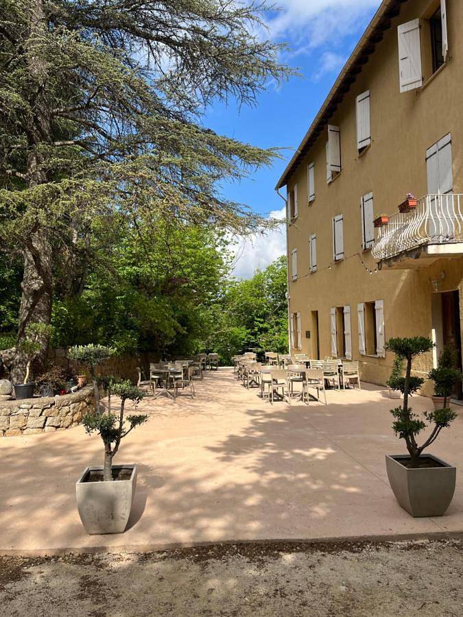 Hôtel pour 3 personnes, avec Terrasse et Jardin à Bocognano