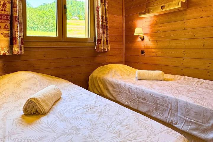 Gîte pour 4 personnes, avec jardin à Mont-Saxonnex - 3