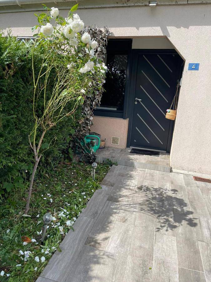 Location de vacances pour 6 personnes, avec jardin dans Roissy-en-Brie - 3