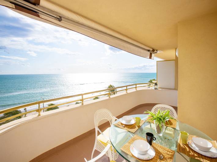 Ganze Wohnung, Front Beach in Platja de l'Estany - el Mas Mel (Calafell), Calafell