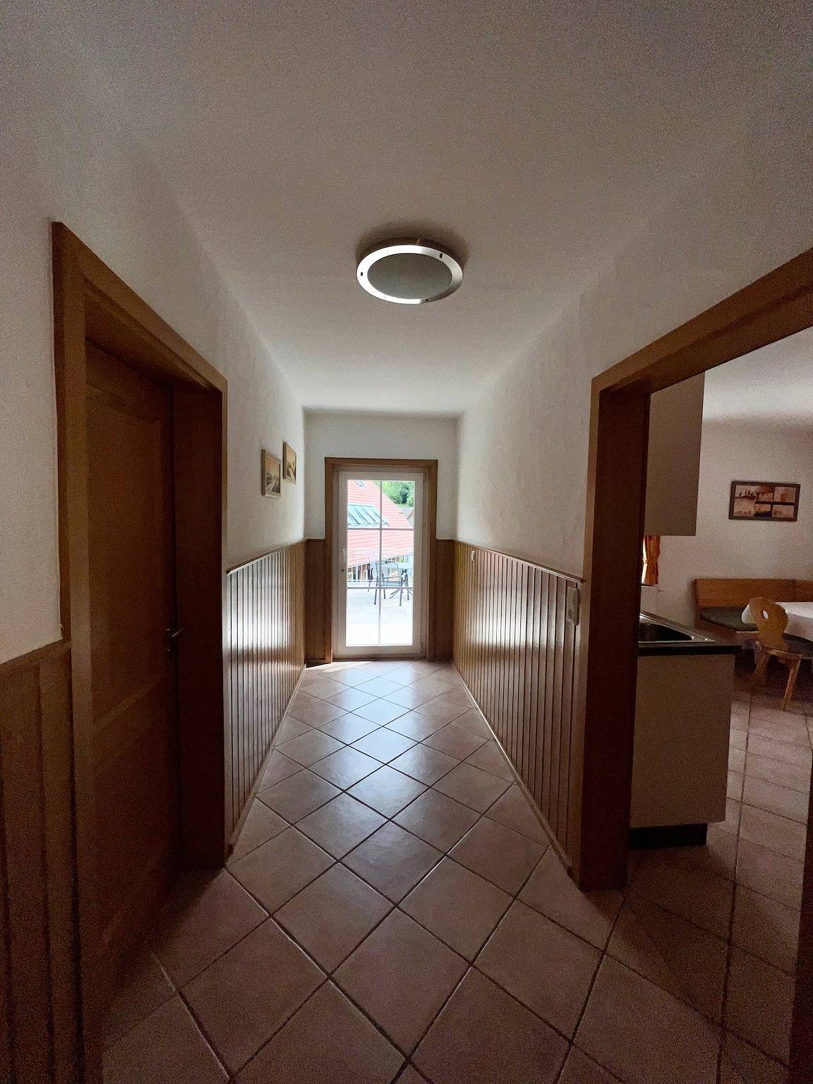 Geheel appartement, Vakantiewoning 'Apfelblüte' met bergzicht, gemeenschappelijk zwembad en wifi in Wolfach, Central Black Forest