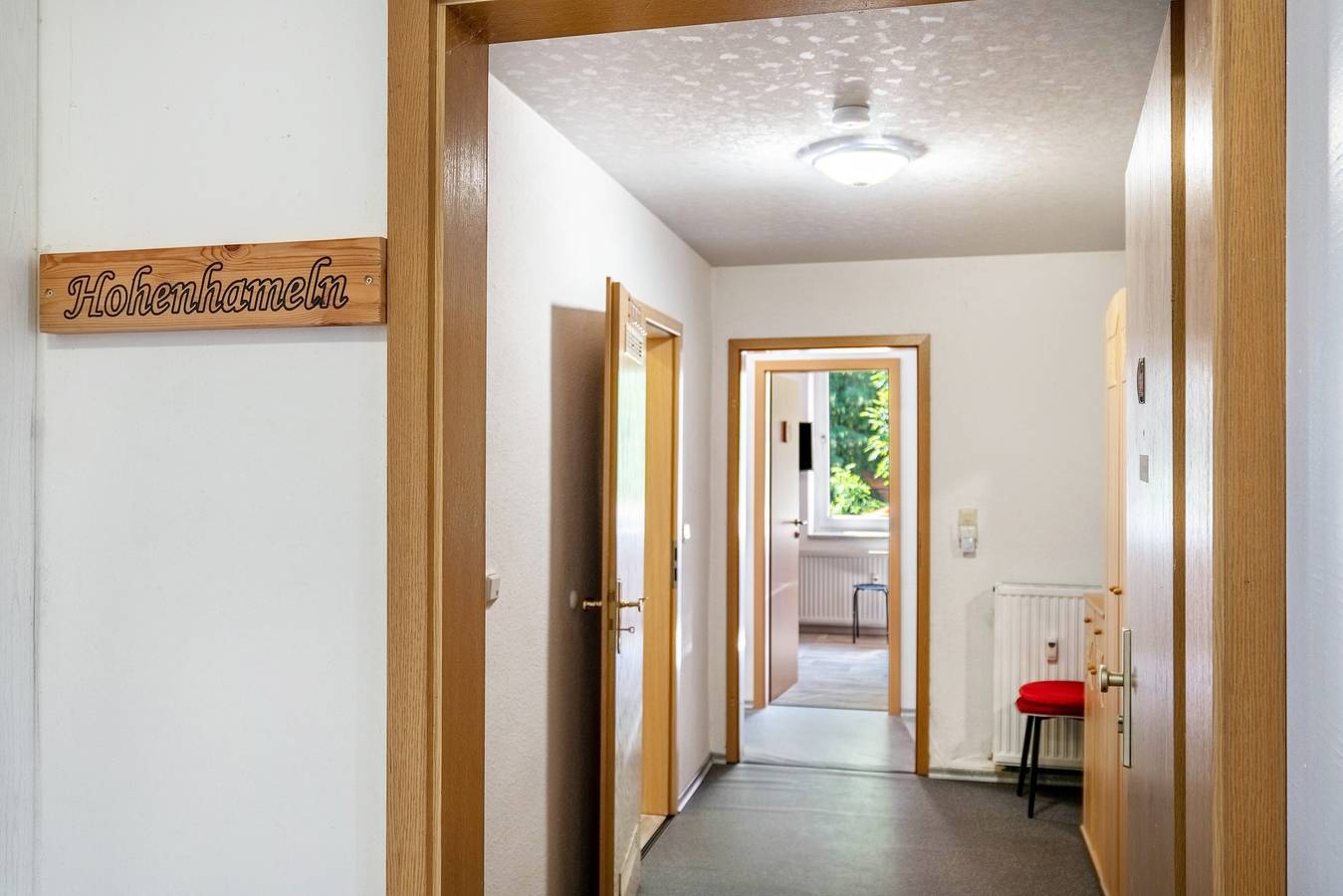 Ganze Wohnung, Apartment „Gästewohnung Hohenhameln“ mit Bergblick, Gemeinschaftsterrasse und Wlan in Hohenhameln, Hannover und Umgebung