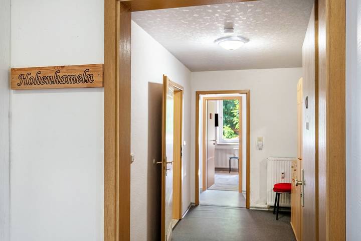 Hel lejlighed, Apartment “Gästewohnung Hohenhameln” with Mountain Views, Shared Terrace and Wi-Fi in Hohenhameln, Region Hannover