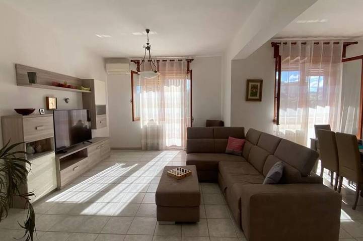 Holiday apartment for 5 people, with balcony - 1