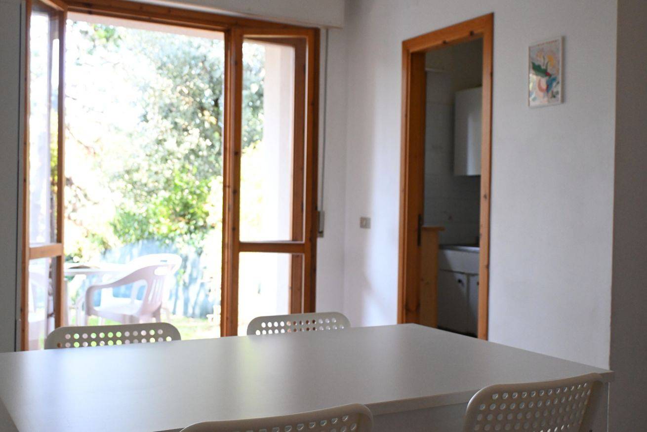 Apartamento entero, S075 - Sirolo, two-room apartment with garden in the center  in Sirolo, Riviera del Conero