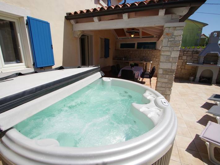 In Kavran mit Terrasse und Grill in Marčana, Südküste Istrien