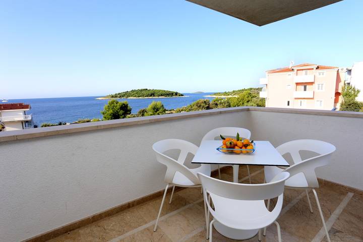 Ferienwohnung für 6 Personen, mit Balkon/Terrasse