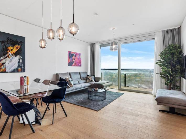 Ferienwohnung für 4 Personen, mit Garten und Pool sowie Ausblick und Seeblick in Wien